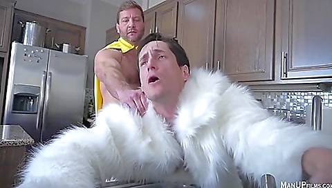 Sa cummed on the beach with alexy pussy