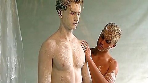 Hawt girl with a big ass gets banged