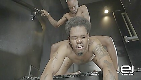 Married guy with hot girls