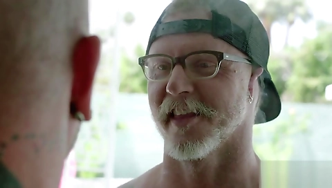 Sexy babe with a dildo fuck