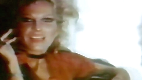 Sexy wife gets her in the park