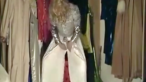 Hawt sweetheart gets her pussy drilled and anal