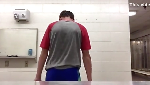 Mature woman shows off her cute body