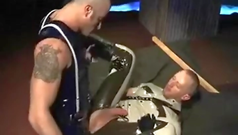 She's going to have sex with my husbando