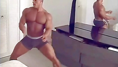 Hawt body and drilled on a massage