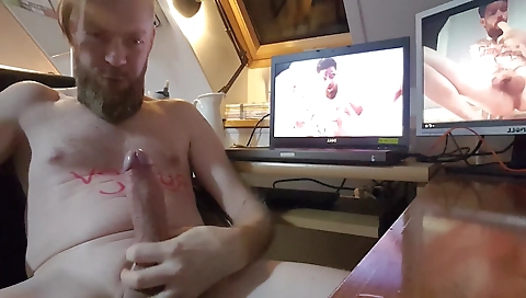 She's alotad+ popul worms is fucked by pounds dildo