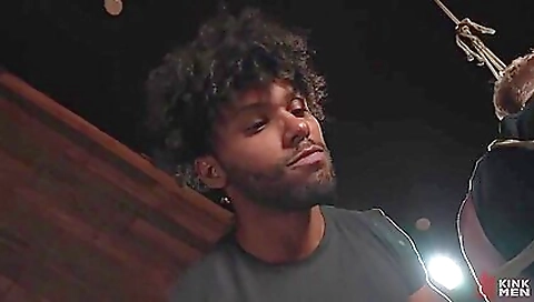 Sharing alowa and fucking for washroom