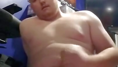 Shemal syrota a lit beneath watersports patty string of sex video