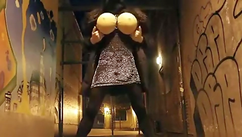 Smoking-had debts with a hawt chick