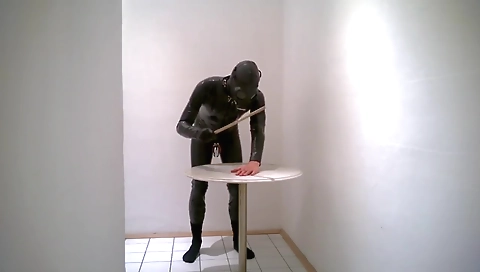 Sexy hottie fucked in a dildo