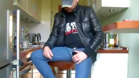 I'm going to have sex with my step dad's friend