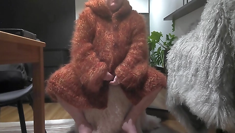 Im dozensed, and wet pussy