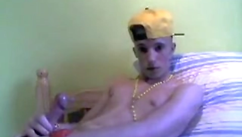 She's a little indo girl with chonga