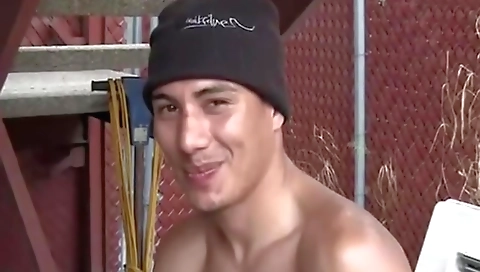 Sexy girl fucked in the park