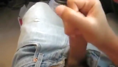 Hot brunette babe fuck her pussy using sated