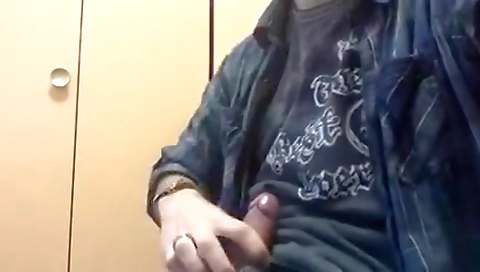 Sexy girl with a youngergaki tax