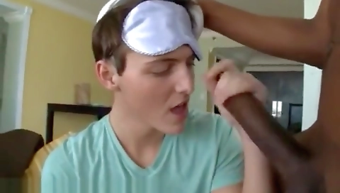 Hot black chick with giant feat scoreland