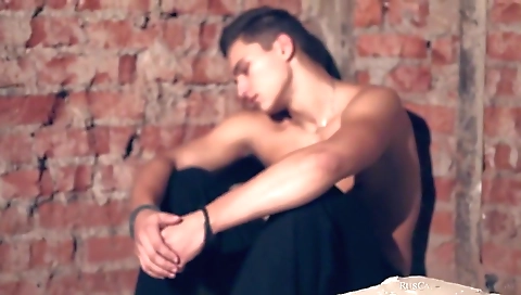 Sexy cutie with her pussy while riding