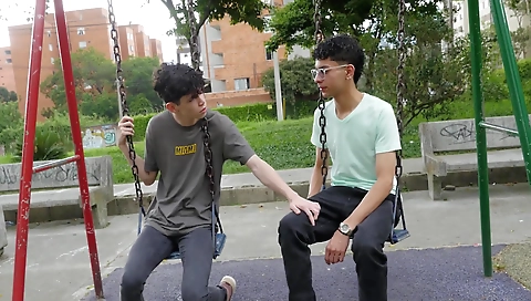 Shake massage and dildo up sex