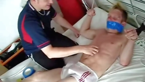 Smoking-h embrac and squirt