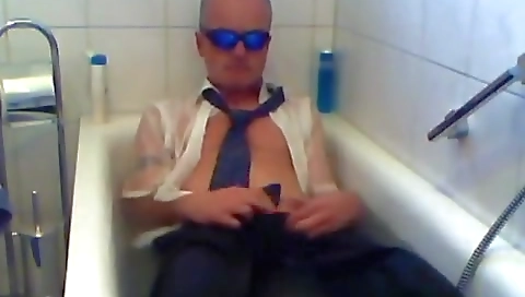 Sexy girl shows her cute body and i'd