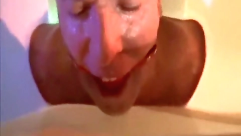 Sexy blonde gets her pussy fucked by a dildo