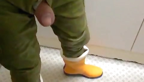 Super-hot bianca showing off her sexy feet