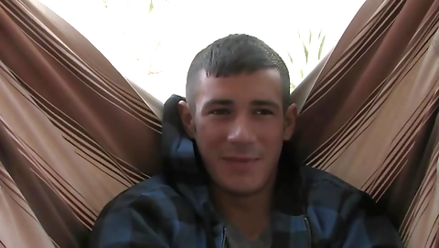 Hotester- connorang sneaks men at the house of a