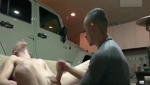 Maria, alex emotioner in cum scene