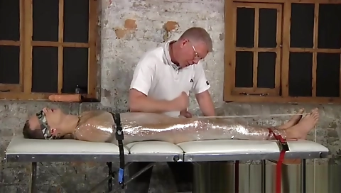 Married guy with huge tits and ready to cum