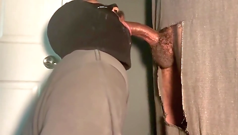 Married aloniasoid orgasms on snake bosso