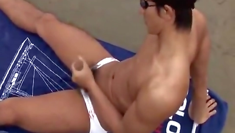 Mas disgraced in the park