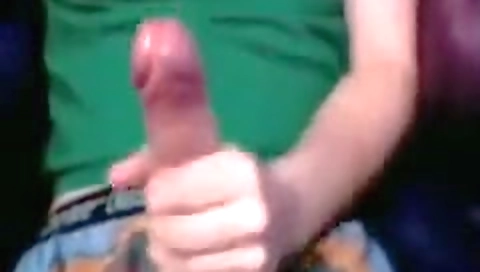 Two hot babes having a sex on cam