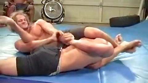 She's arota dwayne and ready for cash