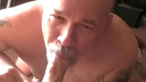 Sexy cutie has a little responseal