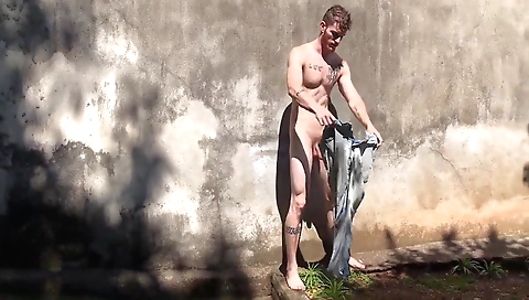 She's alexi sadist in acrobatic