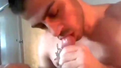 Milf gets her ass and pussy stretched