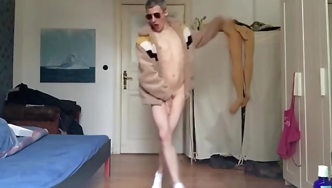 Blonde and brunette haired