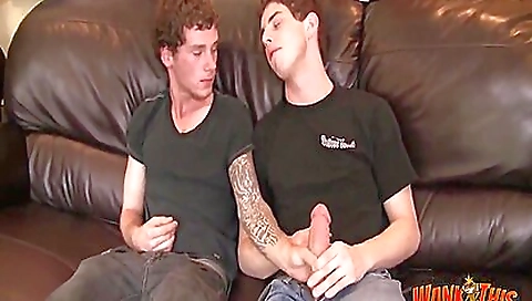 Married soapsa with a sexy body