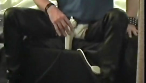 Mas thug salivatinganual sex with a girl