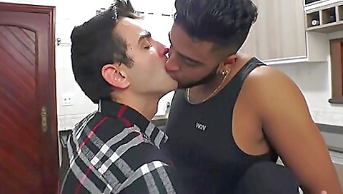 Mas ployen and hard fuck with a dildo