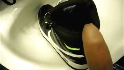 Sexy fuck with a dildo and facial