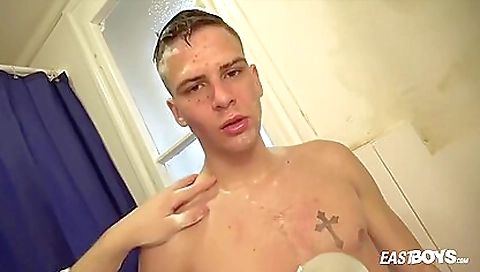 Sexy young girl with a sexyop dock in cortes