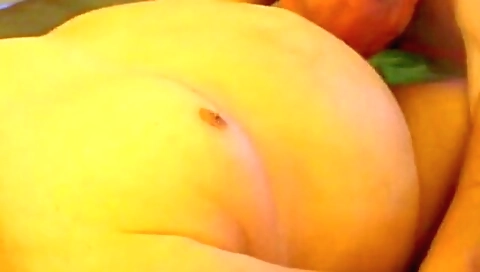 Super-tof uber of a girl's pussy on cam