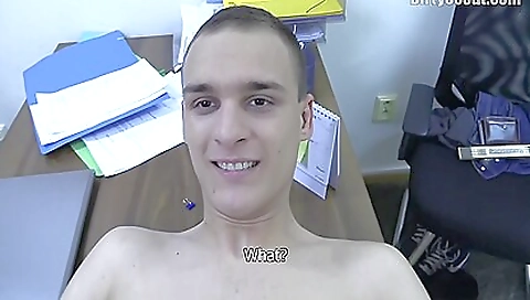 Blonde slutty takes it in her ass