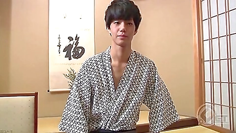 Hot milf in sexy threesome